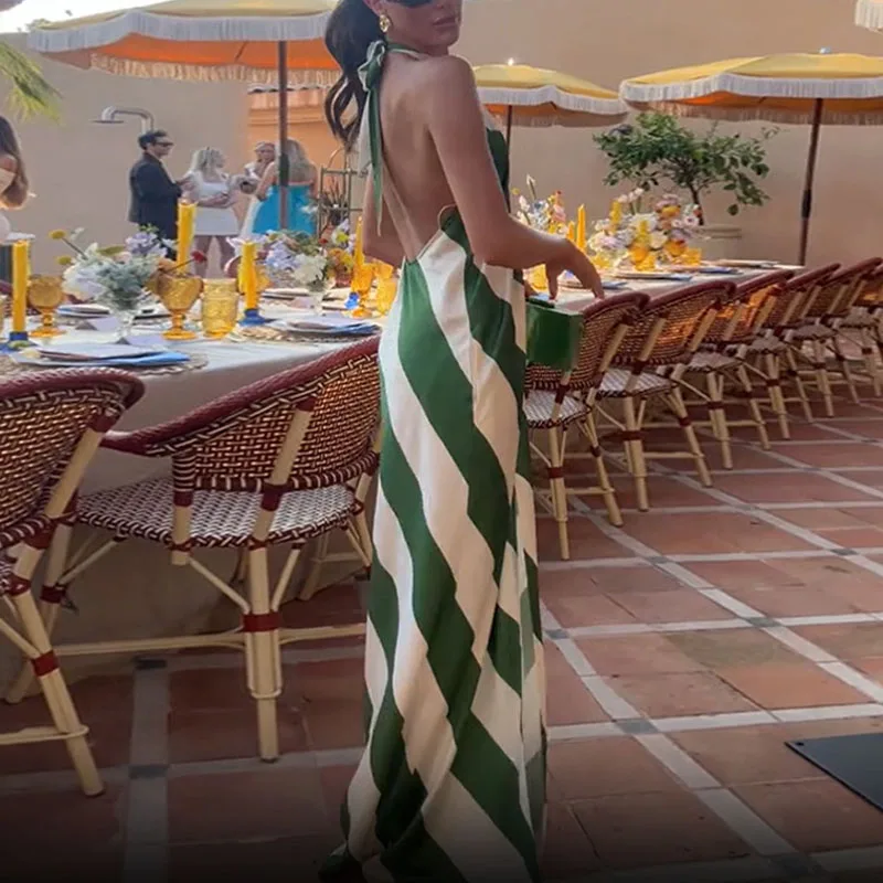 Letnia seksowna sukienka boho z odkrytymi plecami i wycięciami, nowa damska elegancka sukienka plażowa bez rękawów typu halter, elegancka sukienka w paski z plisami na wakacje.