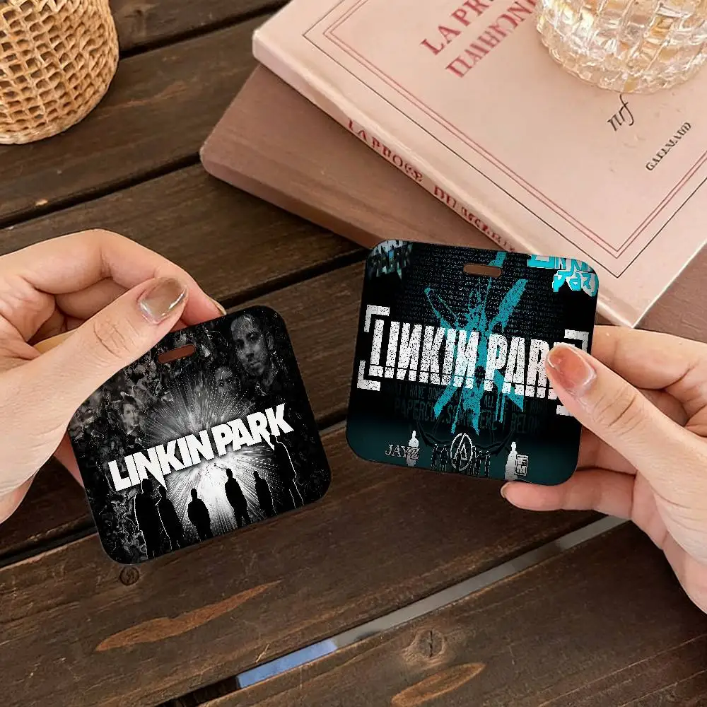 

Держатель для кредитных карт L-Linkin Hot Band Park, 1 шт., с ремешком на шею, для банковских карт, проездных, удостоверений личности, студенческих пропусков, с шнурком