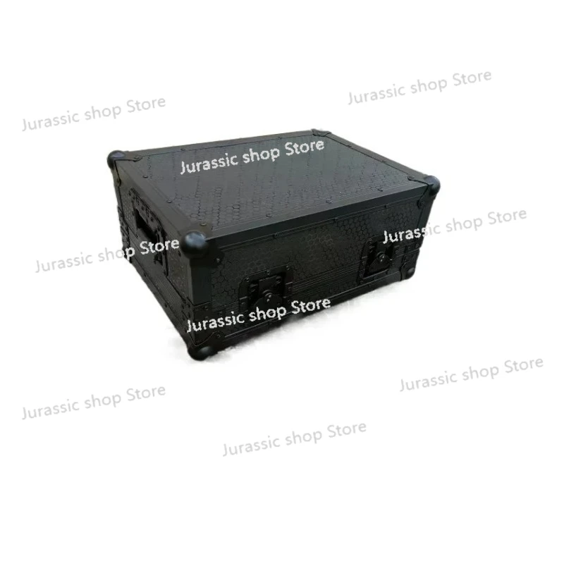 

Dm3 Mixing Console Original Machine with Aviation Box Shockproof Rain Thickened Chassis Cabinet