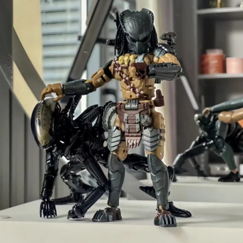 

52toys Beastbox Wolf Predator Ib 17 Transformable Mecha Action Figure Avp Requiem Collectible Model Toy For Sci Fi Collectors