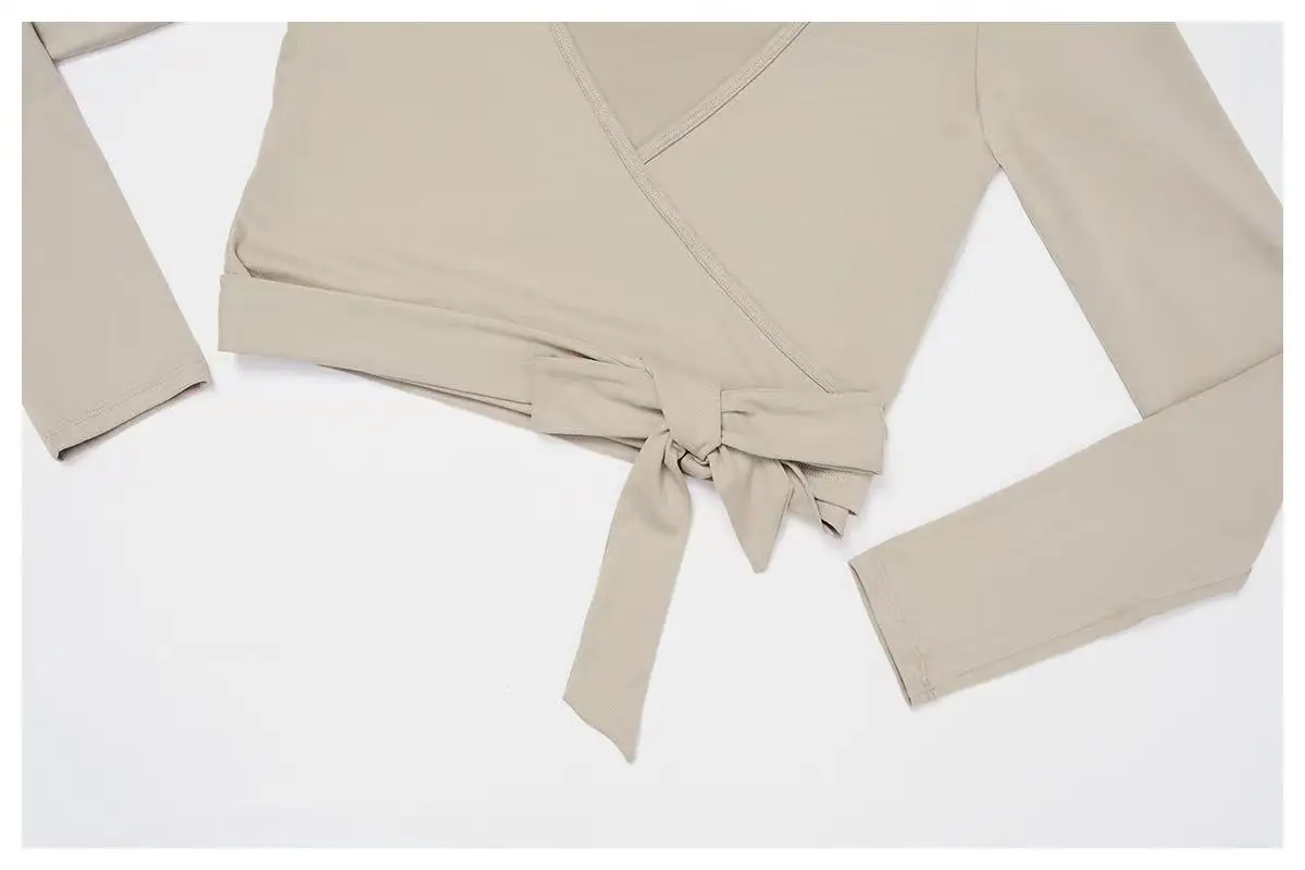 Yoga-Oberteil für Damen mit Kreuzgurten, Figurbetontes Sport-Top, Langärmeliges Fitness- und Pilates-Oberteil – Detail 7