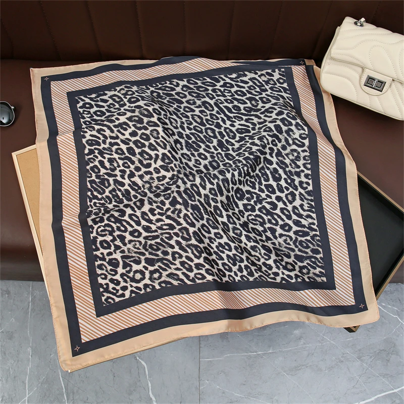 New Luxury Printing Silk Square Scarf Women Neck Hair Tie Band Beach Hijab Kerchief Head Headbands Bandana Female Foulard 70cm