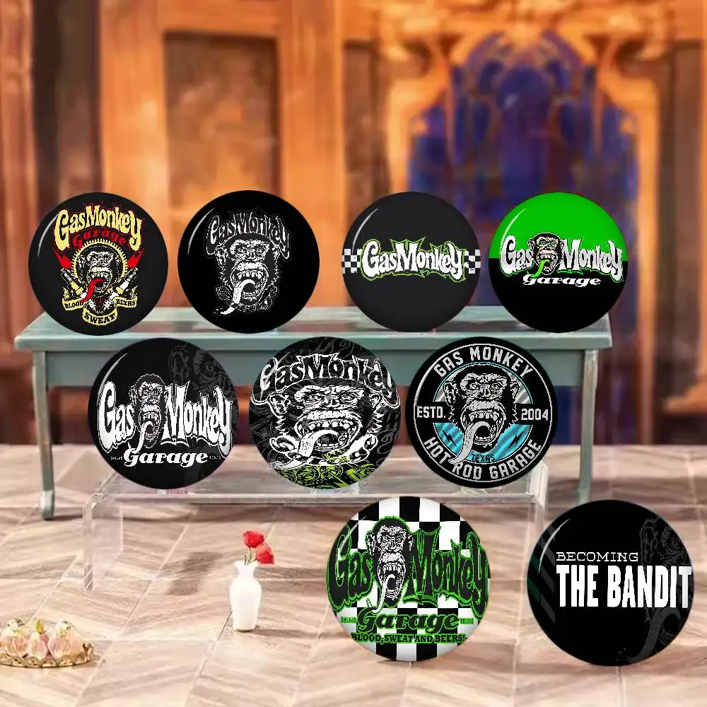 G-Gas Monkey Soft Button Pin Bright Printed Icon Gift For Friends Badge Collar Brooch Lapel Pin Metal