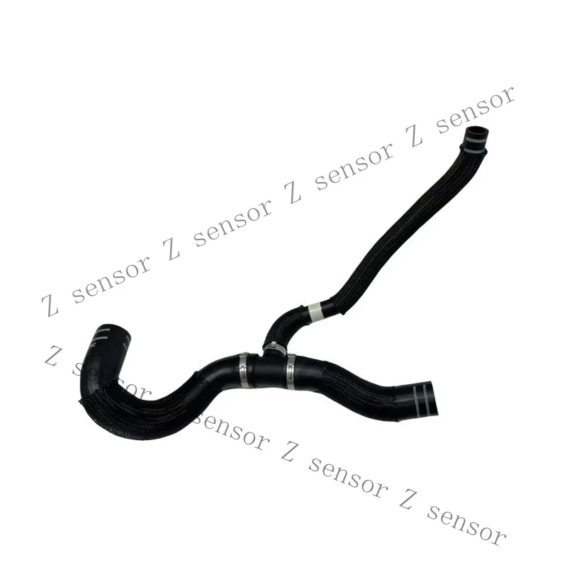 AAA+ 670031894 Lower Water Tank Outlet Sleeve For Maserati Ghibli M156 M157 3.0L