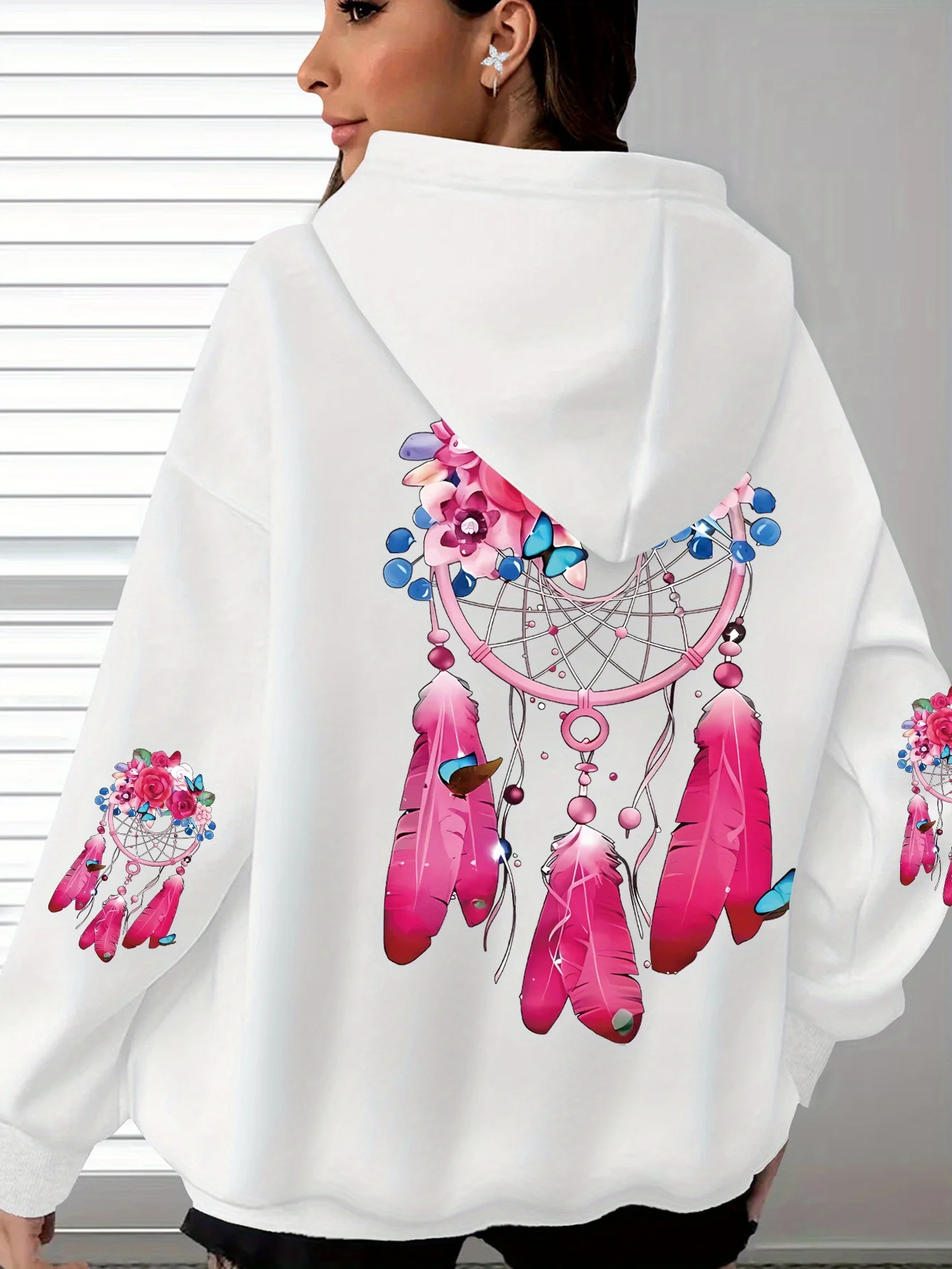 Women Dreamcatcher Floral Feather Graphic Hoodie Long Sleeve Loose Casual Boho Style Back Print Pullover Sweatshirt