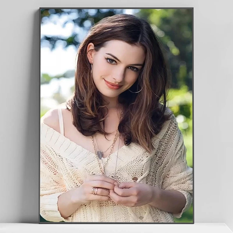 Movie Star Anne Hathaway Poster Large Paintings Modern Living Room Decoration Posters for Wall Decor Decorative Painting Canvas