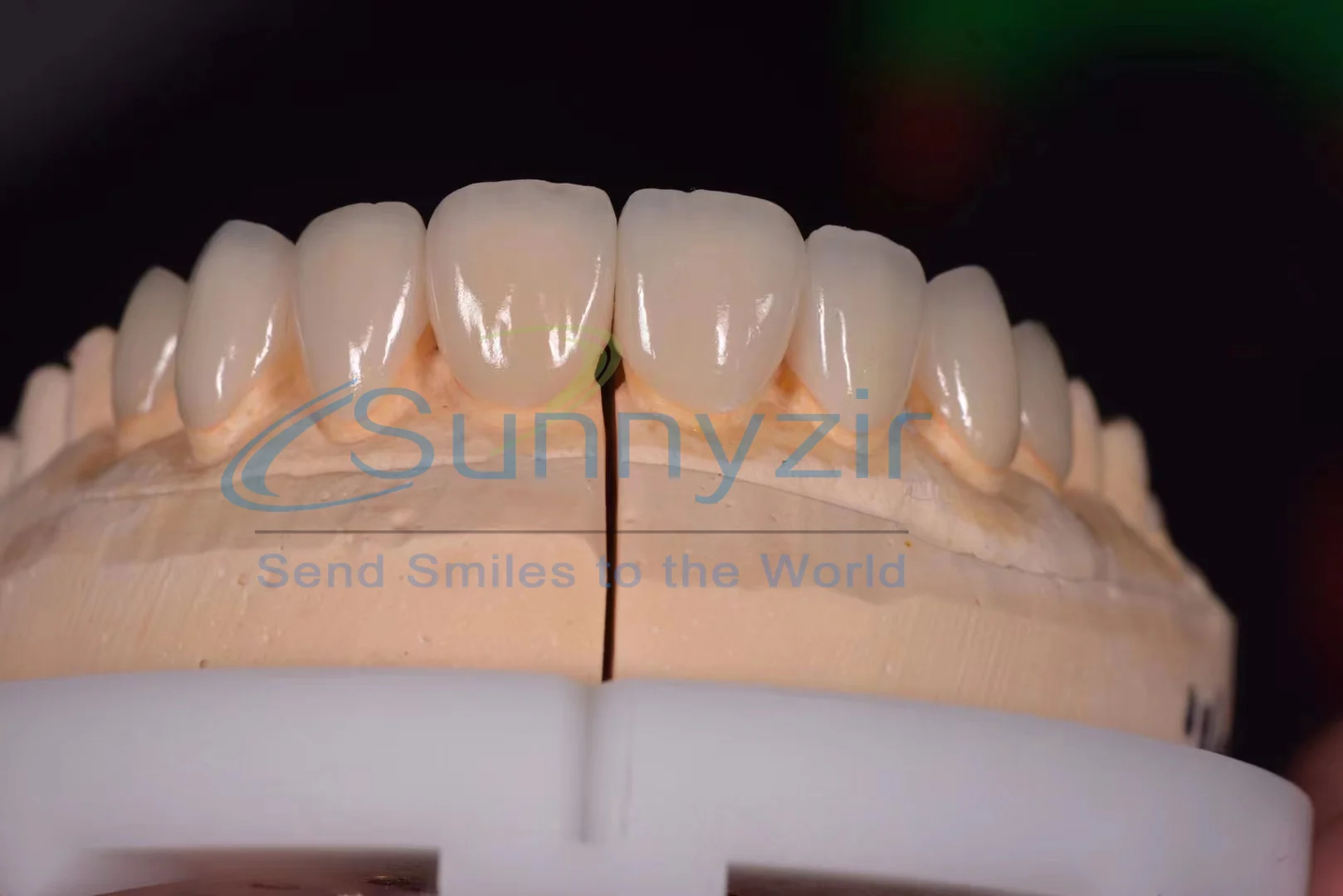 Sirona Cerec MCXL cad cam C14 lithium disilicate ceramics blank blocks for dental laboratory use Emax Glass Ceramic