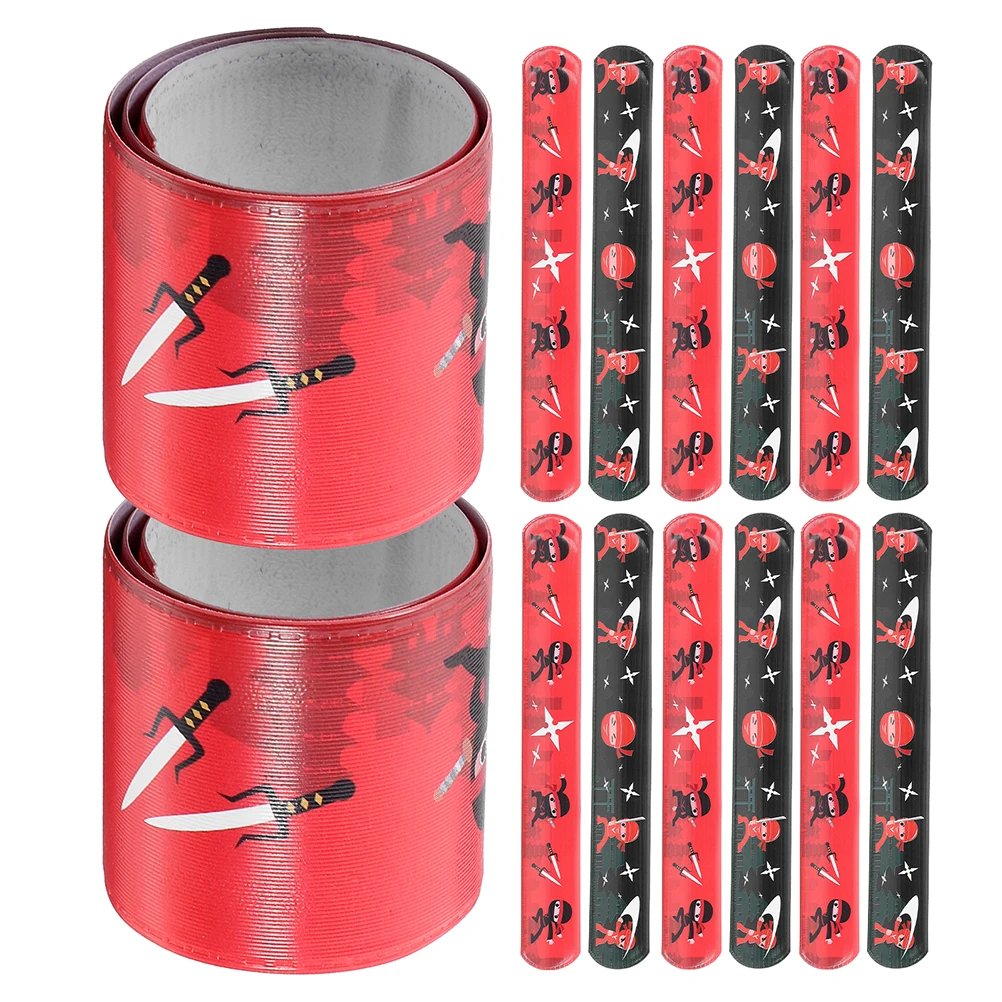 24 ชิ้นสร้อยข้อมือธีมสีดําเด็ก Slap นาฬิกาข้อมือ Party Favors PVC การ์ตูนสายรัดข้อมือของขวัญ