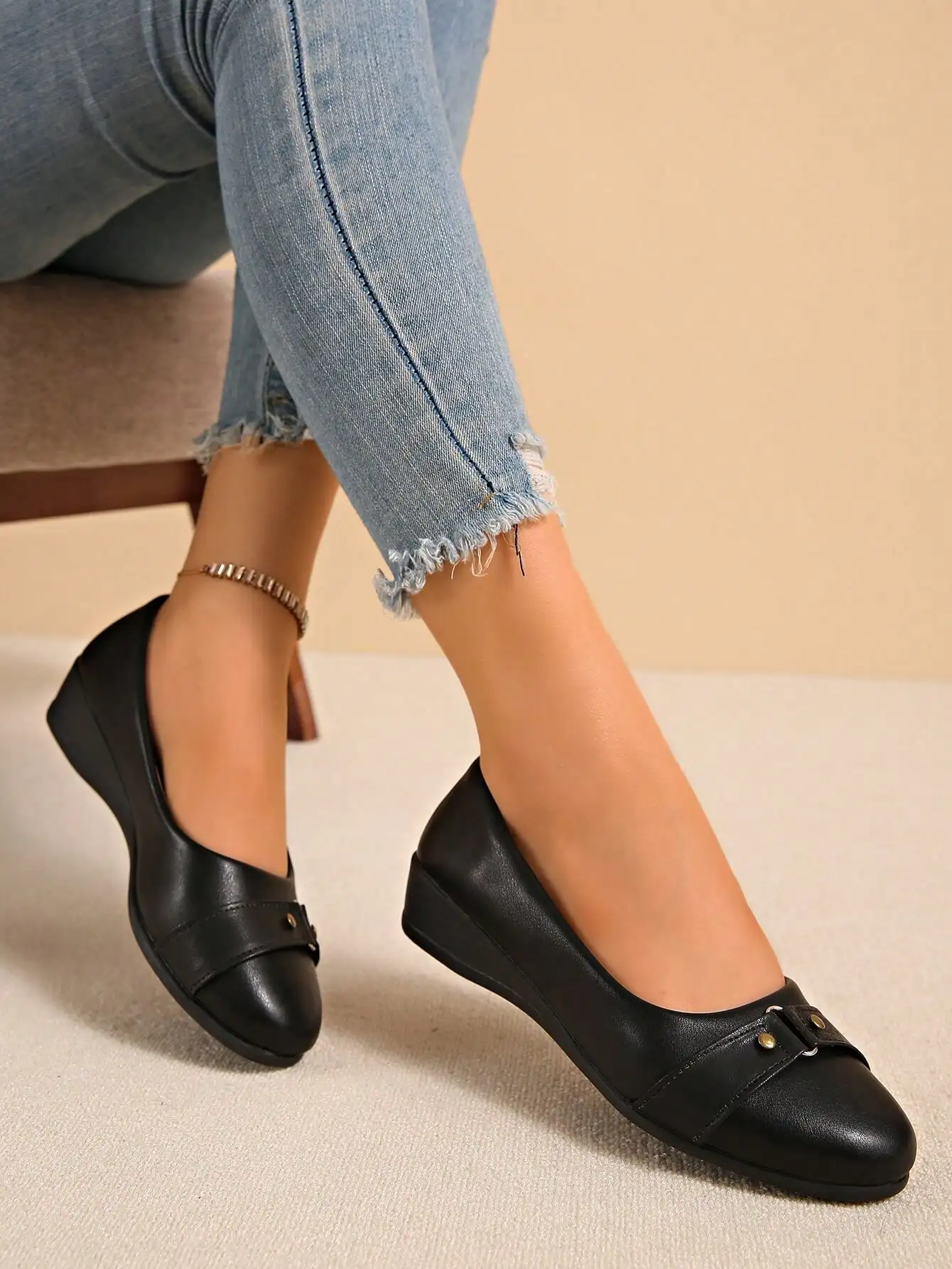 1 Pair Women's Comfortable Wedge Heel Flats, Versatile Casual Slip-On Round Toe Shoes, Suitable For Spring/Autumn, Plus Size，sx2411280623045296