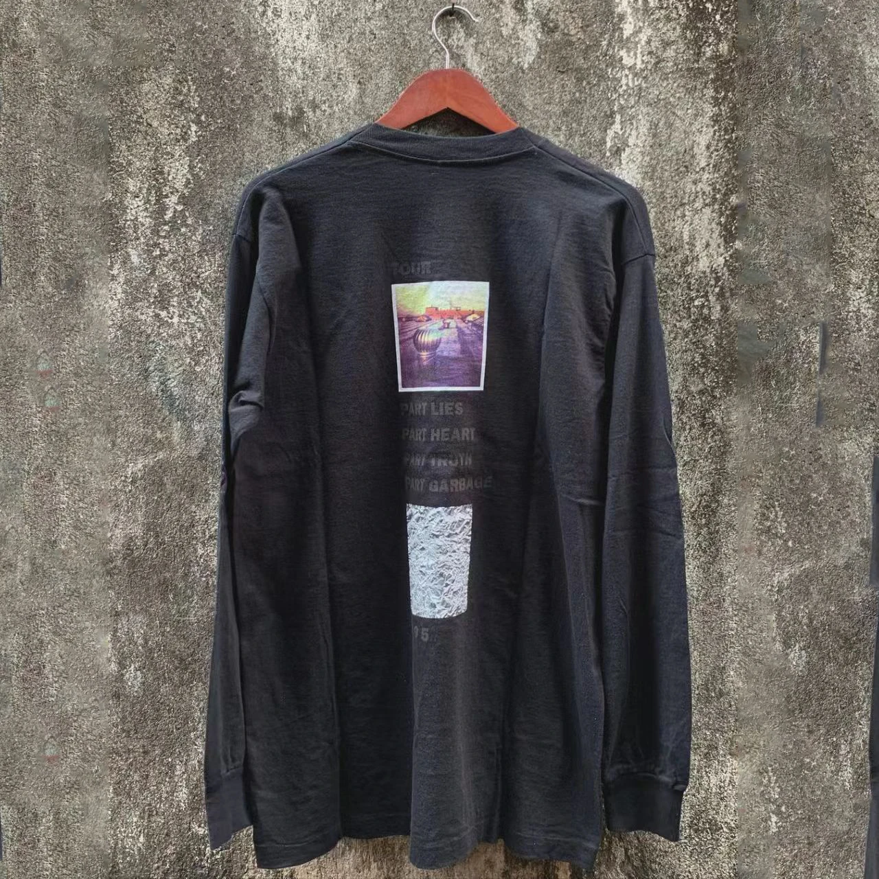 

Hip-hop Fashion Letter Casual Loose T-shirt Men Street Harajuku Retro Oversized Top American New High Street Trend Long Sleeves