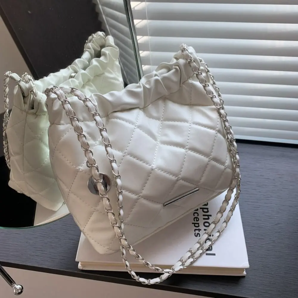 Bolso de cadena rómbica para mujer y niña, bolsa de cubo pequeña de cuero suave a la moda, bolso con cordón ligero