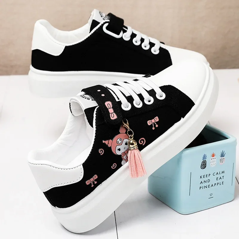 New Kuromi Canvas Shoes Kawaii 2023 Spring Autumn Low Top Girls Sneakers Trend All-Match Student Sports Shoes Children\'s Gifts