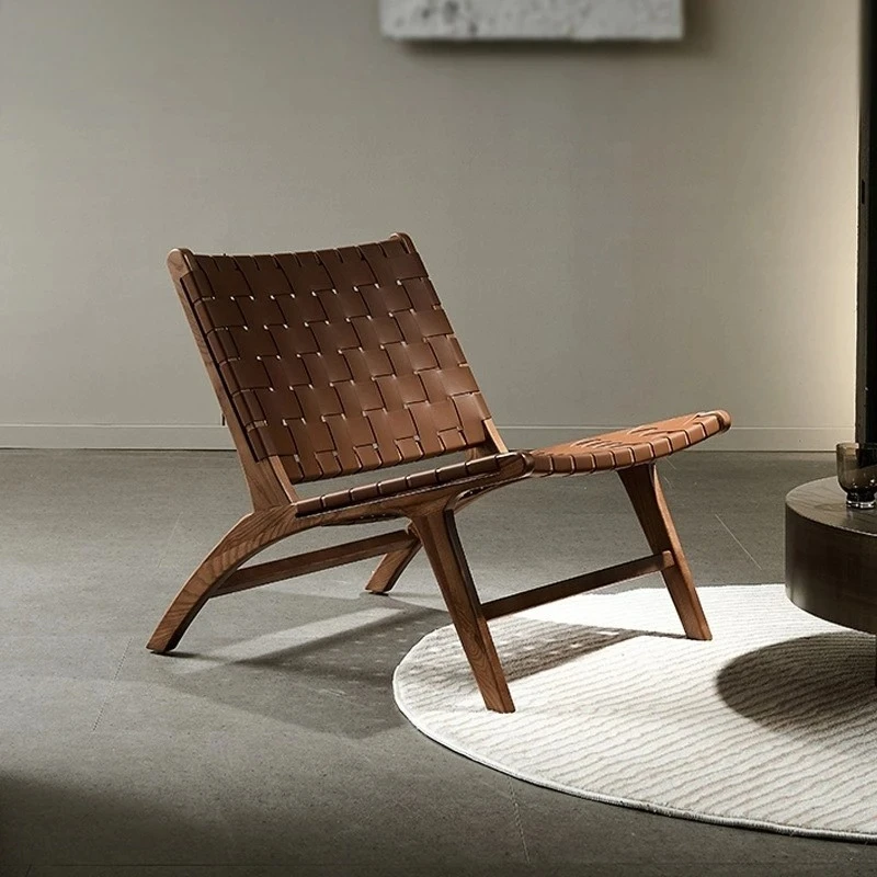 كرسي شاطئ من خشب الرماد الاسكندنافي قابل للتخصيص، كرسي من الخشب الصلب، كرسي من الجلد الصافي باللون الأحمر