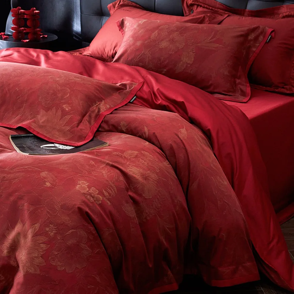New Chinese Wedding Festive Long-staple Cotton Four-piece Set Red Wedding Quilt Cover Bed Sheet Pillowcase Bedding Set