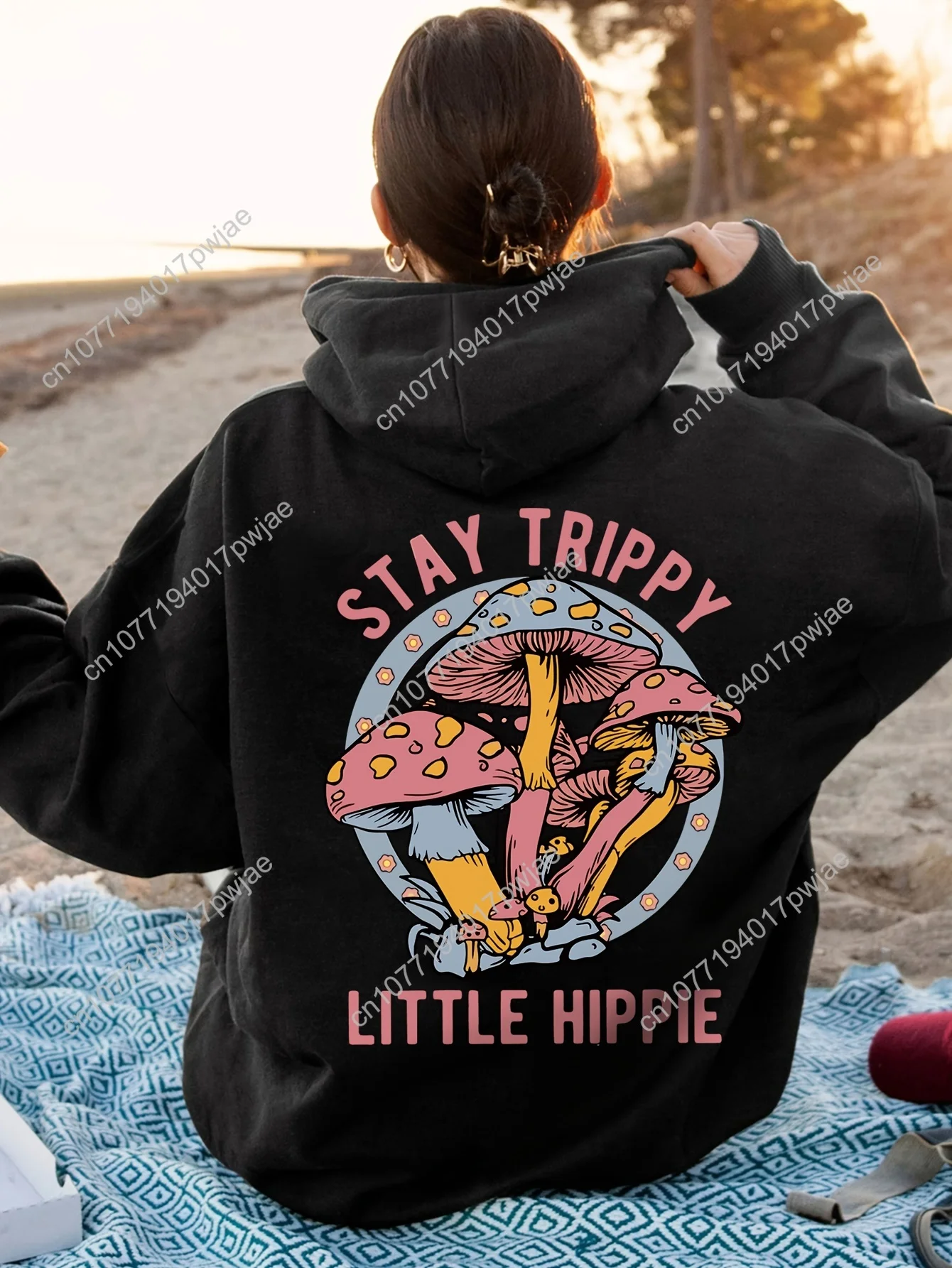 Moletom com capuz de poliéster com estampa de cogumelo aconchegante – capuz feminino casual com cordão, lavável à máquina