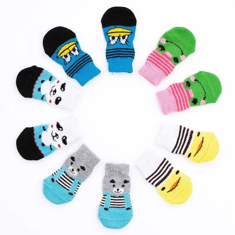 4 Pcs/set of Cute Pet Dog Socks with Printed Non-slip Cat and Puppy Shoes To Protect and Prevent Dirt Warm Pet Socks