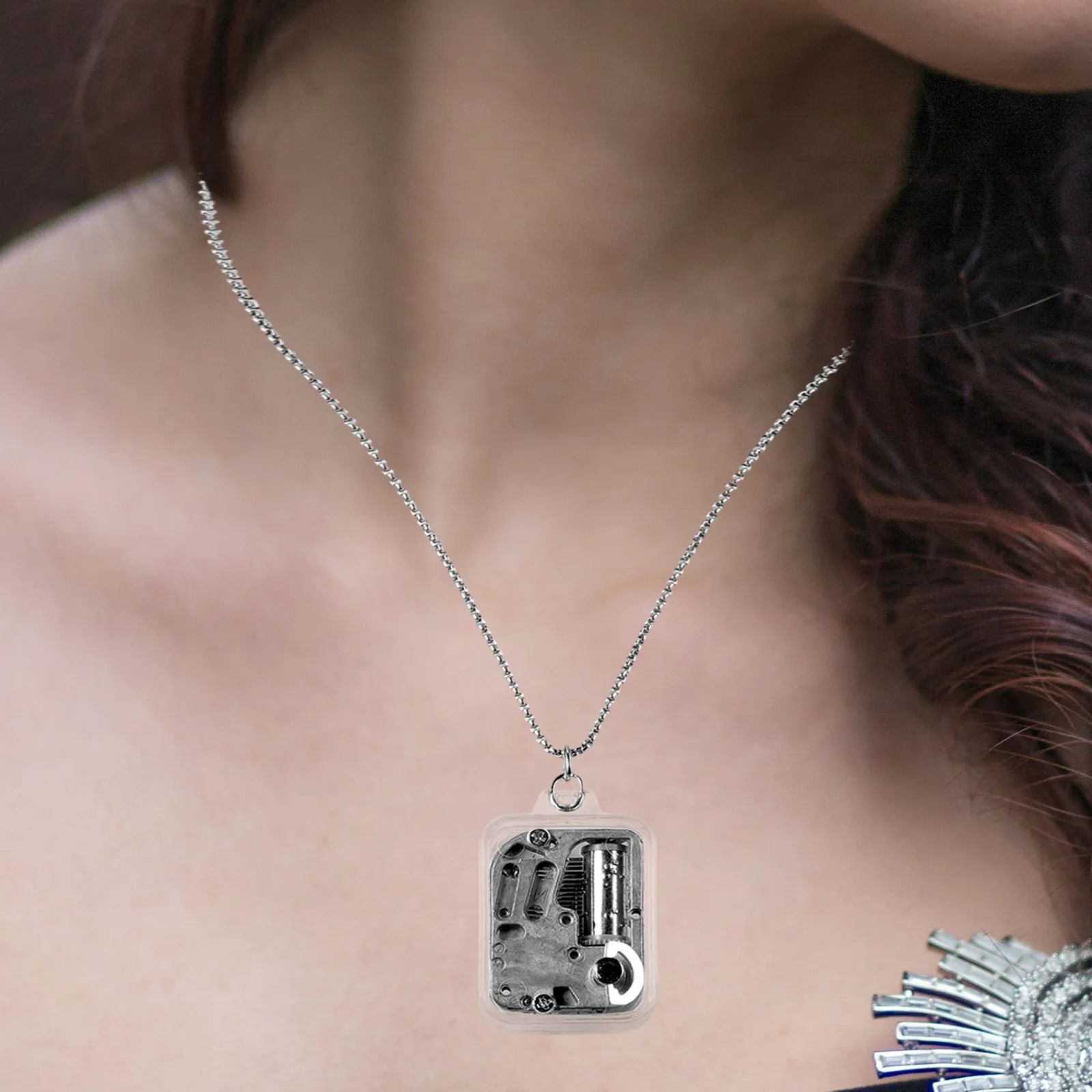 

Music Box Necklace Musical Pendant Instrument Jewelry Mini Music Box Charm Hanging nament Small Musical Instrument Creative Wind