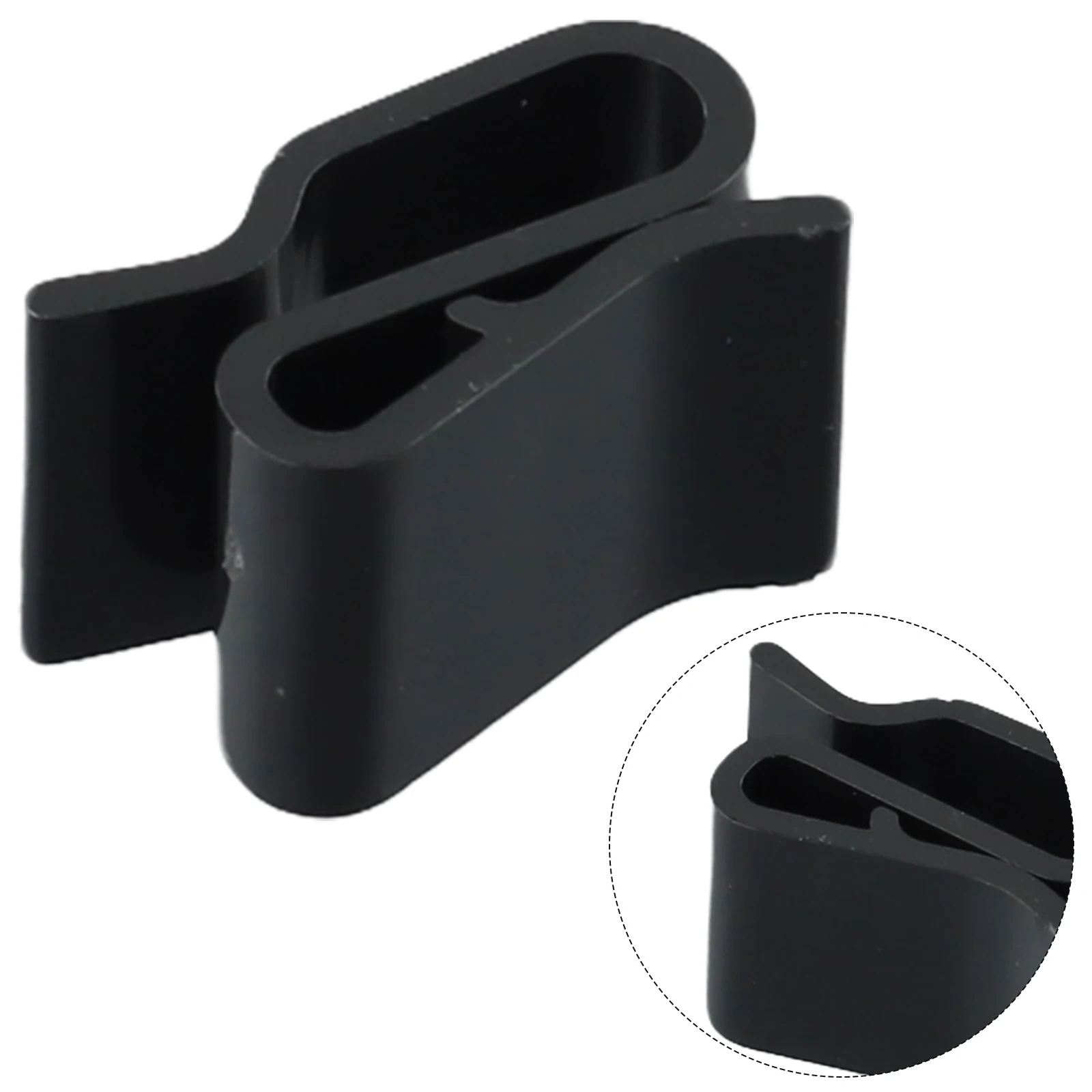 50pcs Weatherproof Solar Cable Clips for Securing DC Wiring on Marine Solar Installations Including Kayaks and Fishing Boats