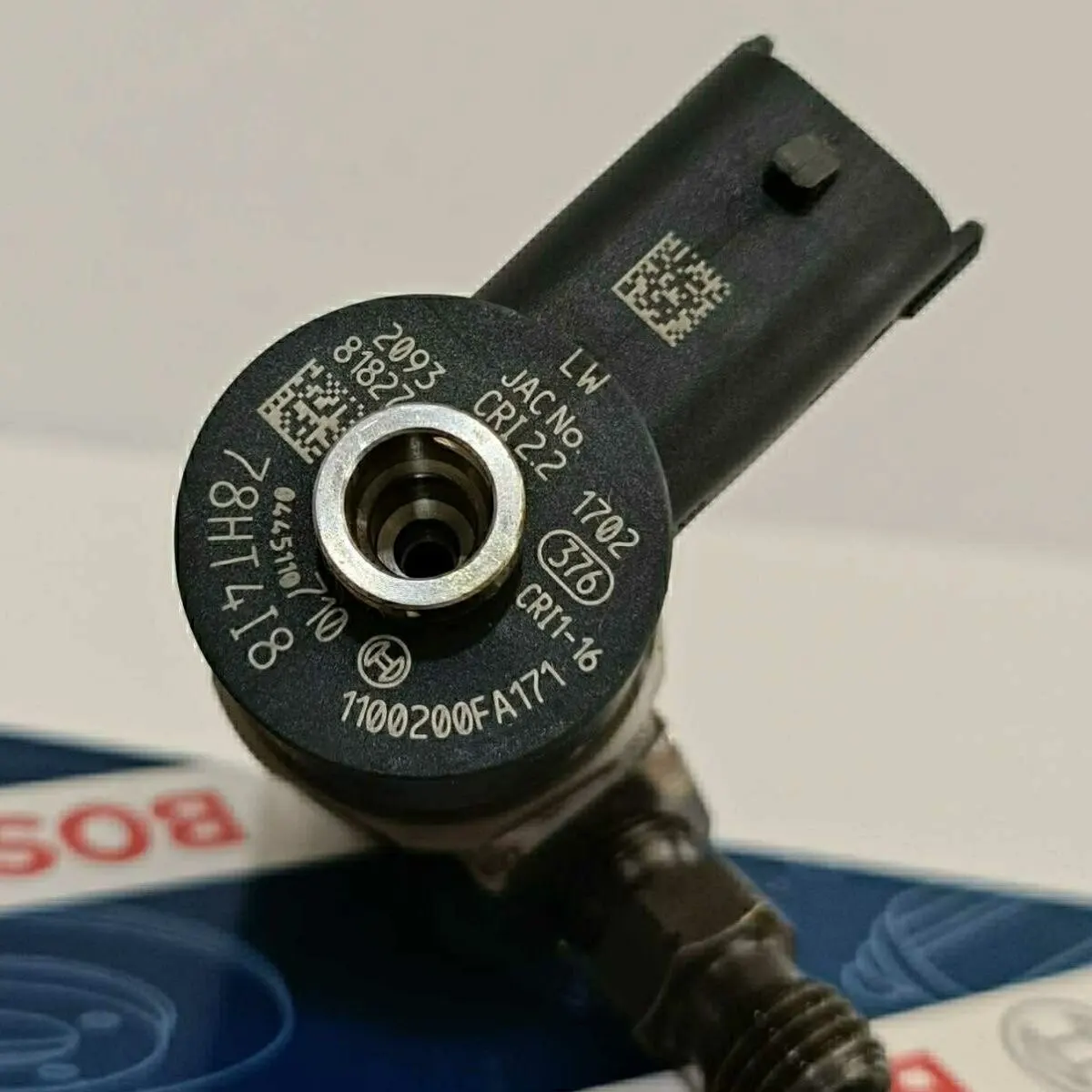 Suitable for National IV HF4DA1 light truck pickup  engine 0445110710 EFI injector assembly