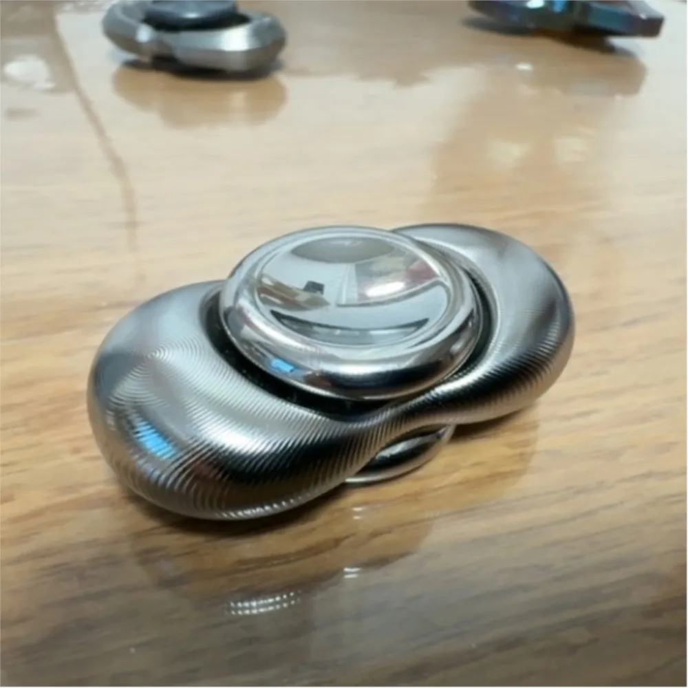Kinetics Asia Pacifi EDC Cell Two-Bladed Fidget Spinner Stress Relief Toy Stainless Steel Fidget Toy Adults Adult Sensory Toy