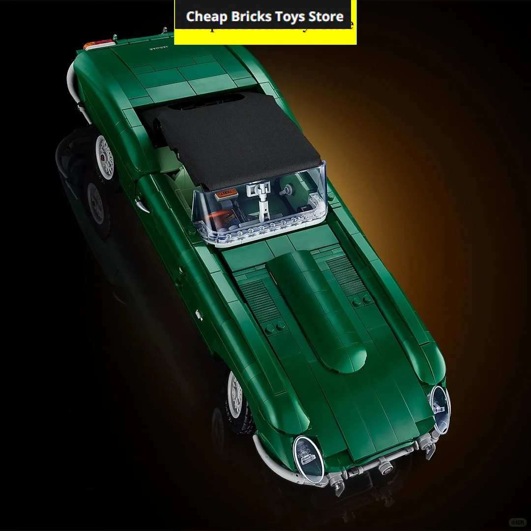 Hot Sale Convertible Sports Car 1673pcs Vintage British Roadster Display Model Building Blocks Brick Christmas Gifts for Adult