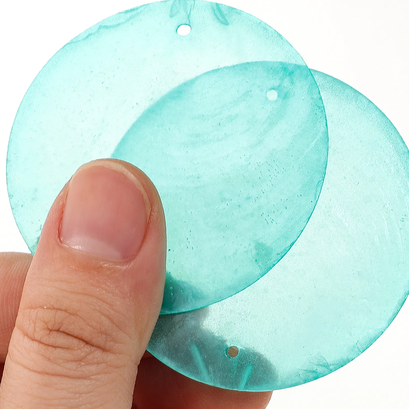

100Pcs Smooth Polished Round Shells Slices Natural Shell Pendant Blanks for DIY Jewelry Craft Wind Catcher Hanging