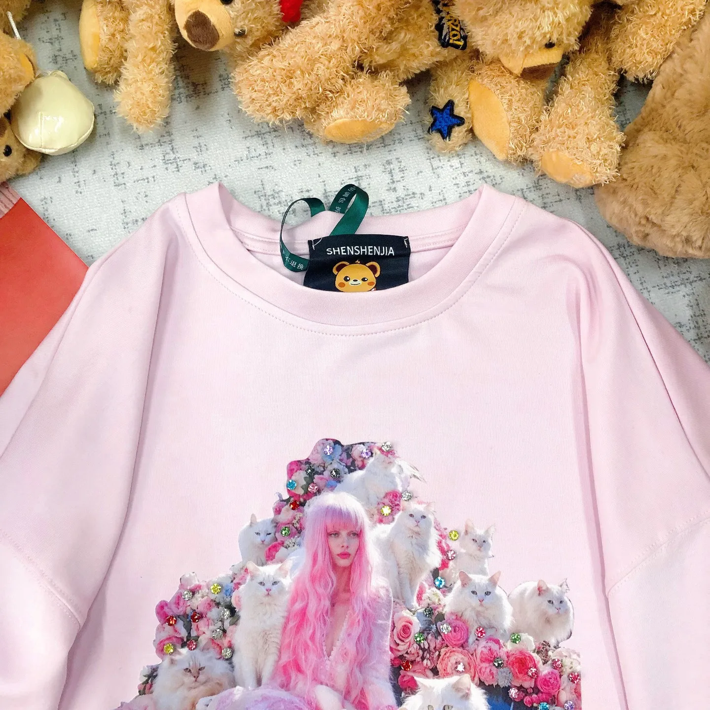 Autumn New Fashion Loose Character Cat Nail Diamond Printing Age Reduction Versatile Long Sleeve Sweatshirt Women