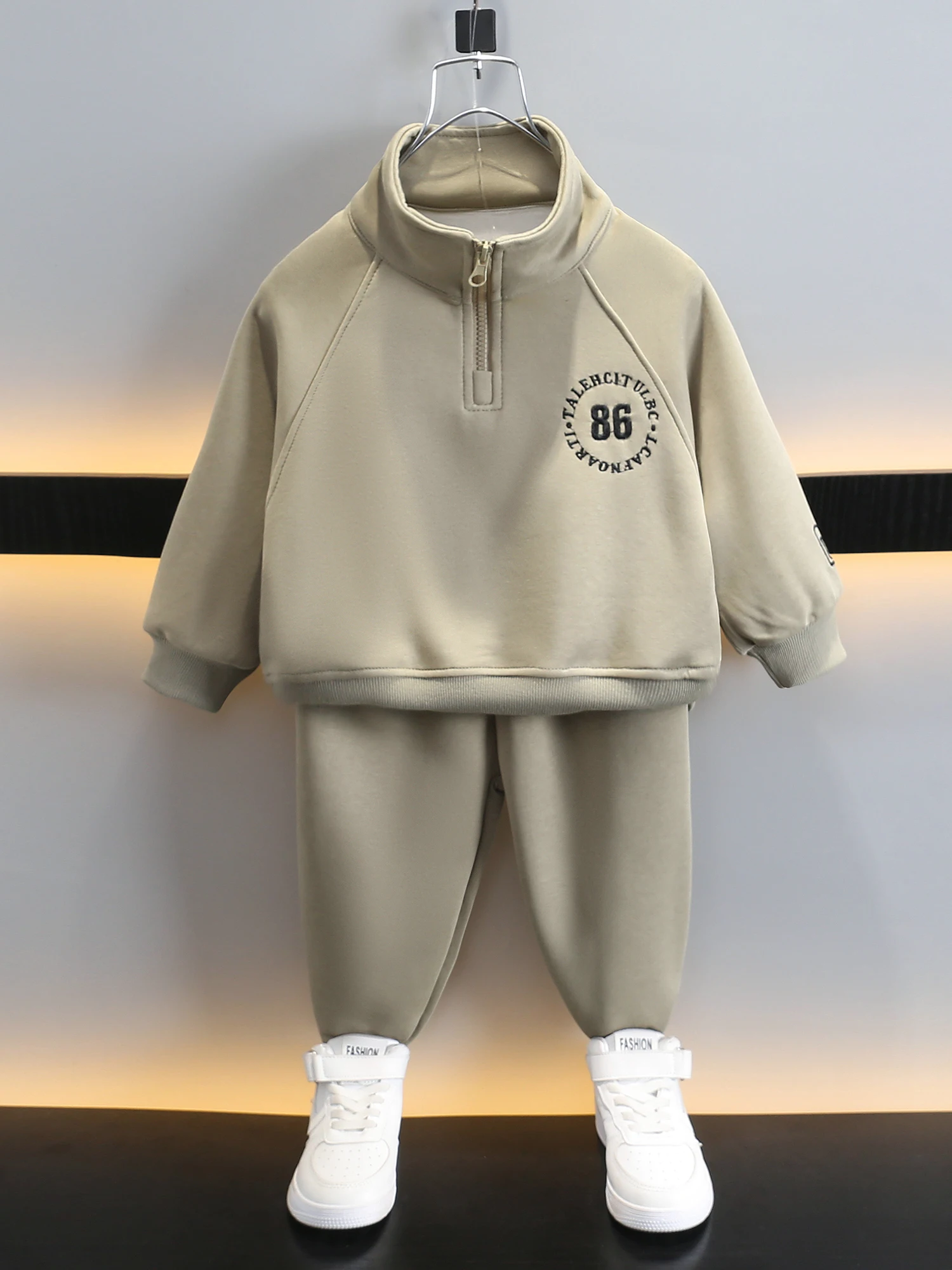 

Новый комплект для мальчиков: повседневный спортивный костюм из двух предметов (толстовка на молнии и брюки) для подростков, весна-осень, хлопок...