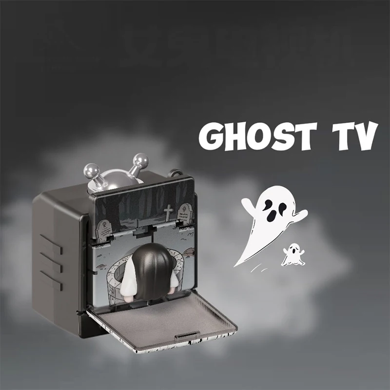 

Unique Small Screen TV Keychain; Horror Themed Mischievous Key Holder; Stress Easing Bag Charm for Halloween Prank Presents.