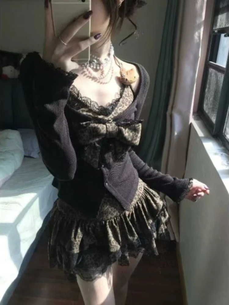 

Горячая девушка Готический бант Тонкий комплект из 2 предметов Женский эстетический Y2k Розовый клетчатый футболки с открытыми плечами High Street Осенний костюм с кружевным принтом