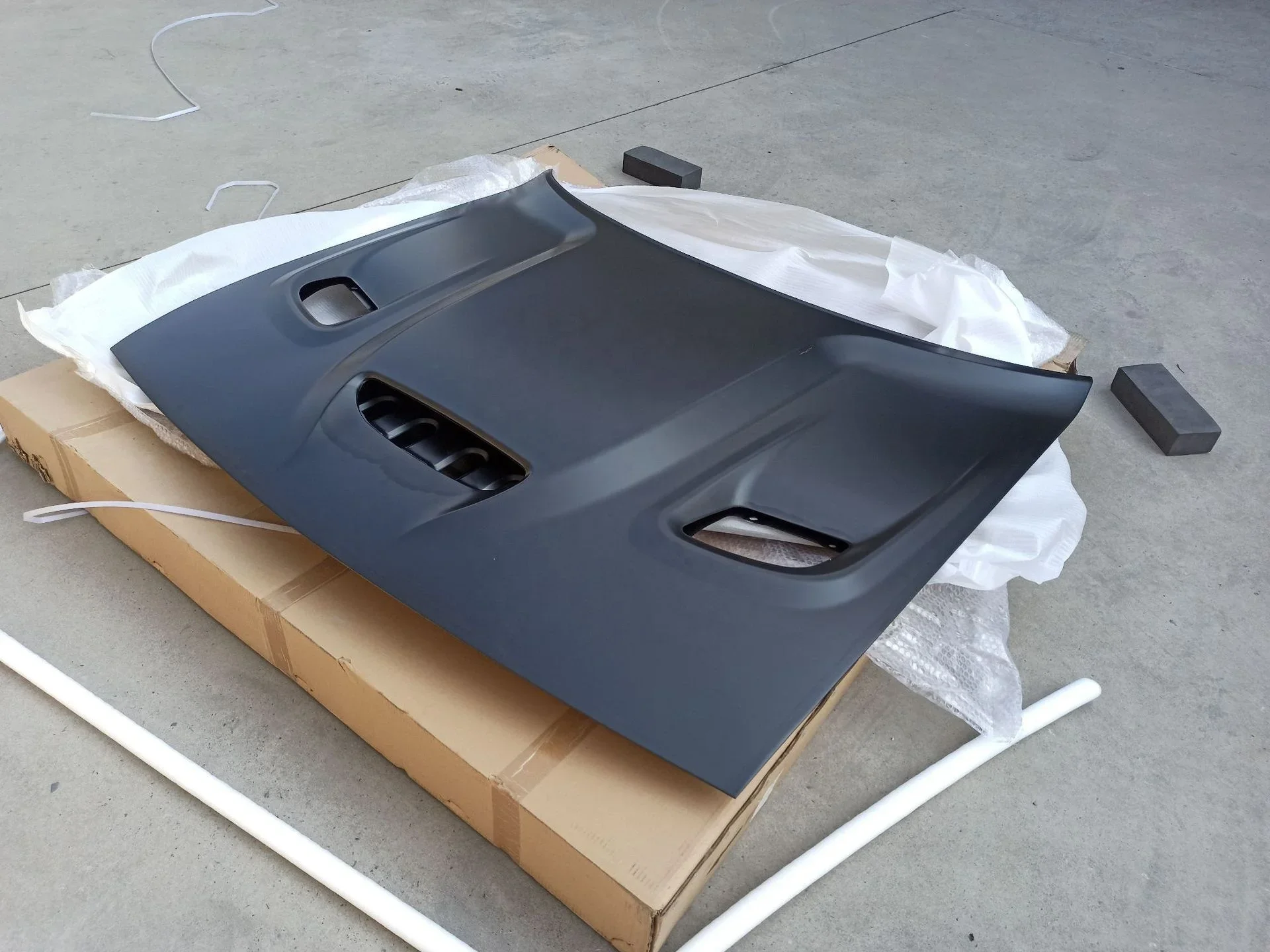 Aluminum Racing Engine Hood Cover New Condition Replacement Bonnet for 2015+ Challenge SRT Hellcat