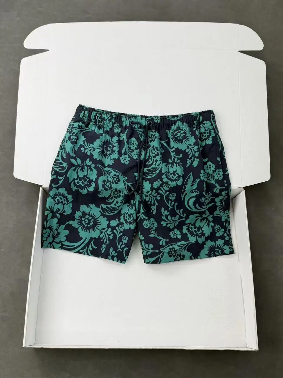 

Quick Dry Outdoor Sports Men's Shorts Standard Fit Polyester Fiber Elastic Waist Summer Beach Style Casual Quick Dry Shorts