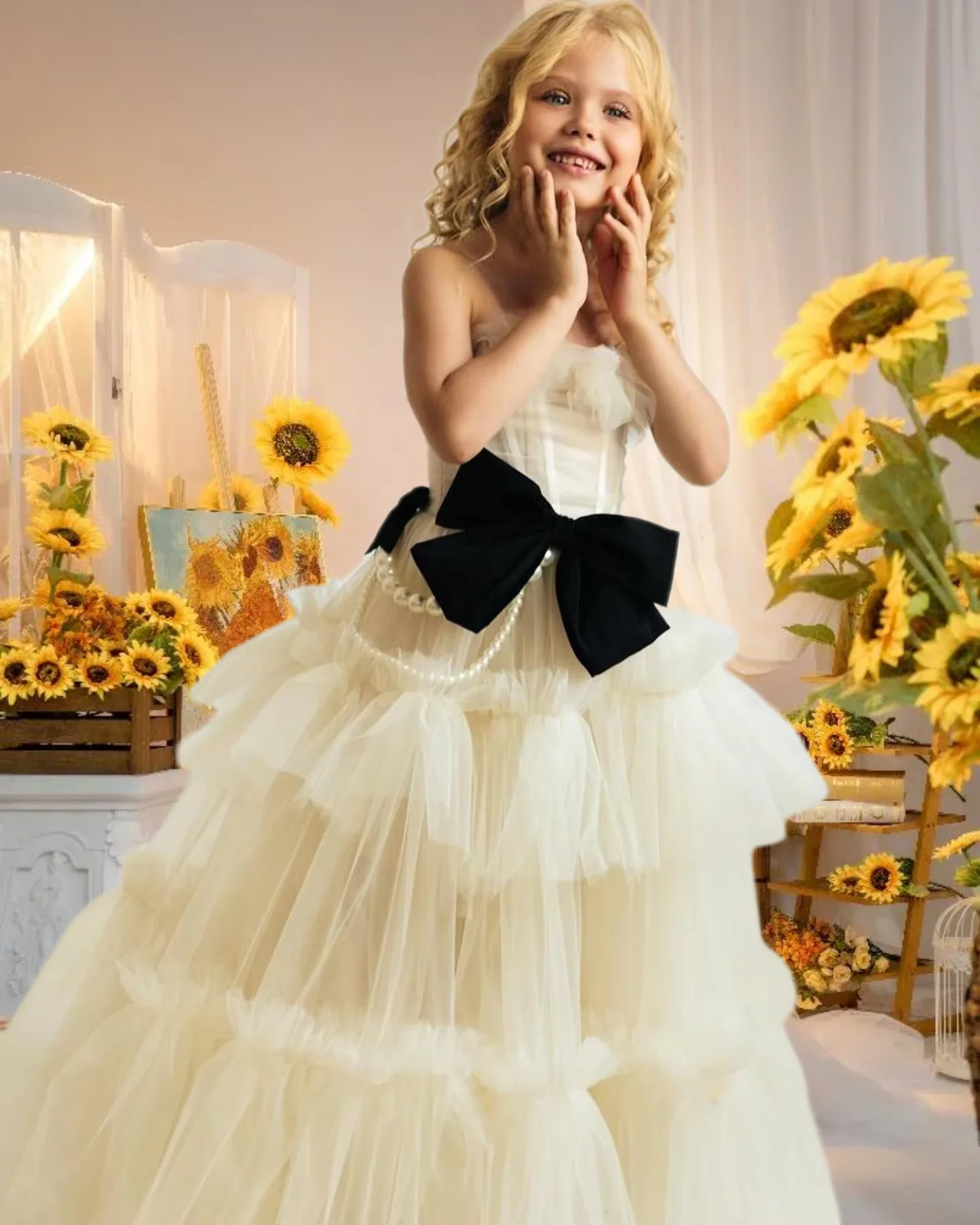 

Customized Flower Girl Dress For Wedding Tulle Puffy Pearls With Bow Princess Kids Birthday Party First Communion Ball Gowns