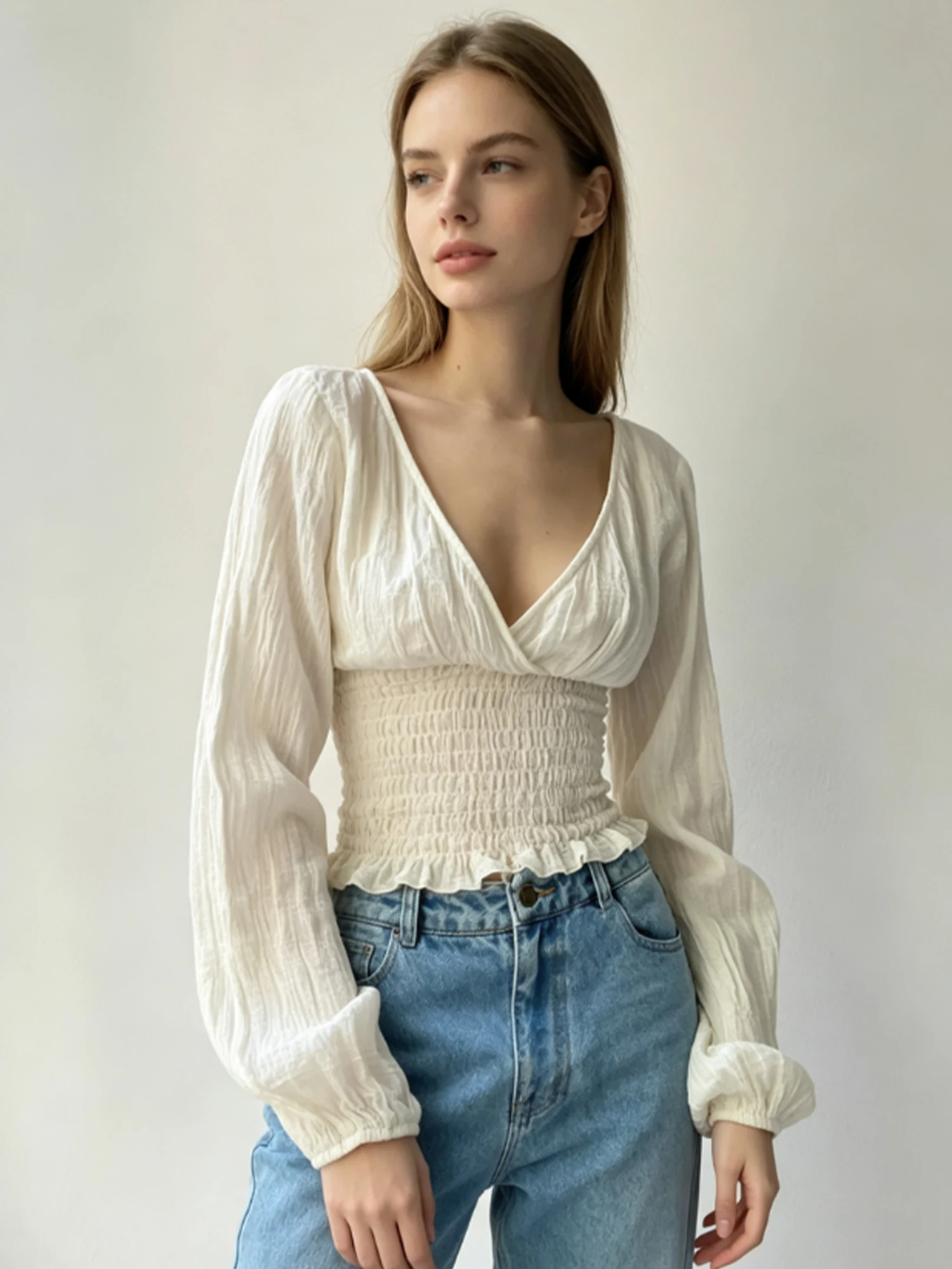 Women's White T-Shirt Y2K Gyaru Long Sleeve V-Neck T-Shirt Elegant Korean style Cropped Tee Top 2000s Vintage for Women Clothing