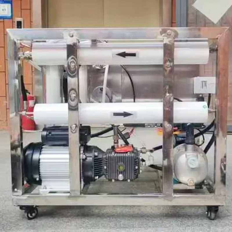 Durable Portable Seawater Desalination Equipment 40L H Reverse Osmosis Filtration System for Coastal Use Boat Camping