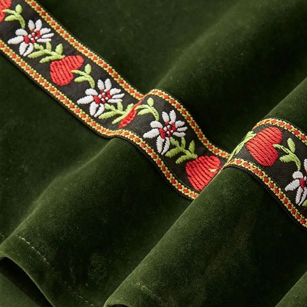 Ruffled Detail Bavarian Dirndl Dress A-Line Silhouette Lace-Up Front Traditional Folk Dress Square Collar Polyester