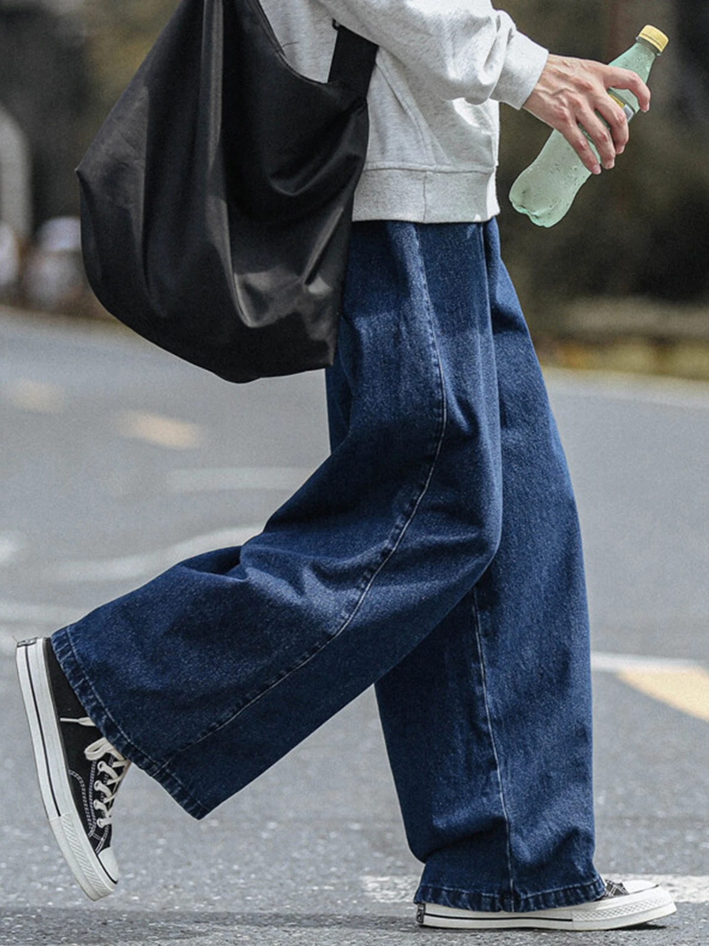 

Deep Blue Men's Wide Leg Jeans Loose Straight Retro Style Casual Trousers mid Waist Zipper Closure Four Seasons Wear Resistant