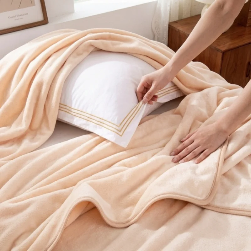 Multi-use Flannel Throw Blanket Soft Skin-friendly Cozy Fleece Air Condition Blanket Solid Bedspread Plain Sofa Cover 150*200cm