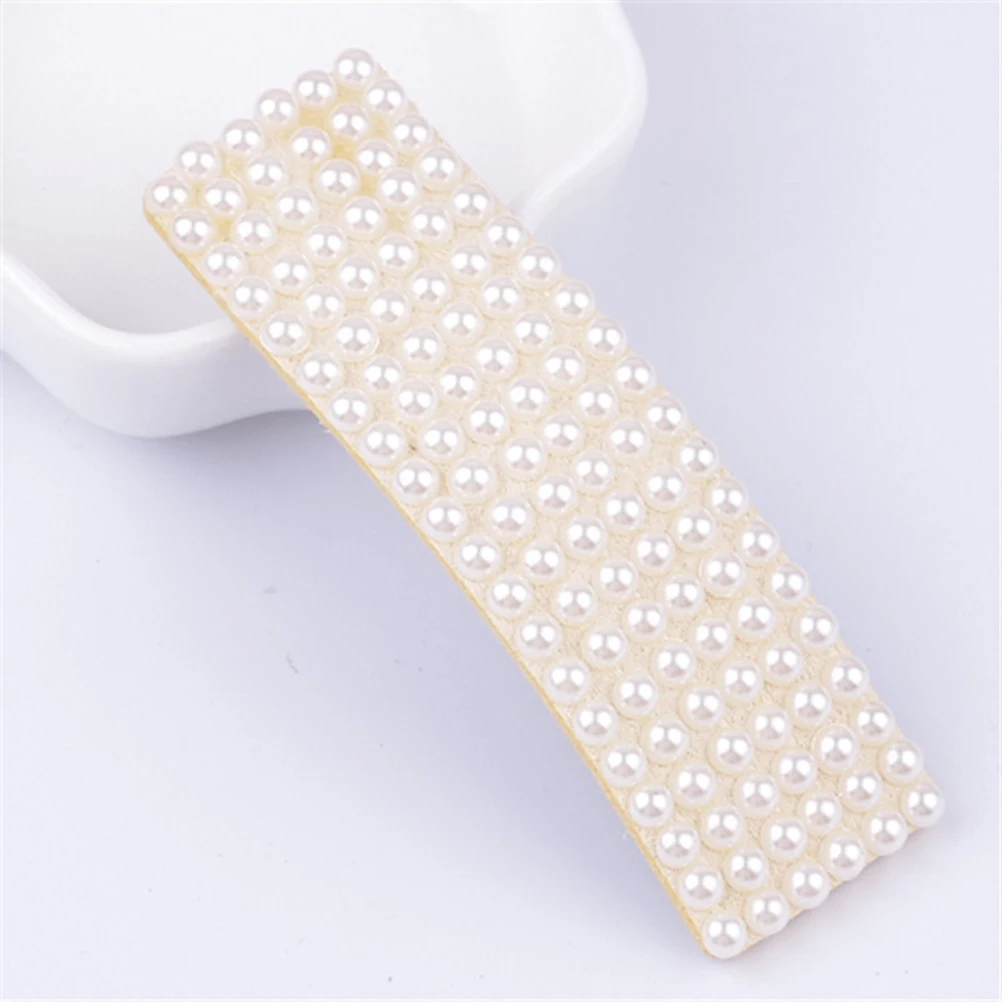 

4 Pcs Pearl Edge Hair Clips Simple Elegant Women Hair Pins Fashionable Pearl Barrettes for Wedding Party Daily Use
