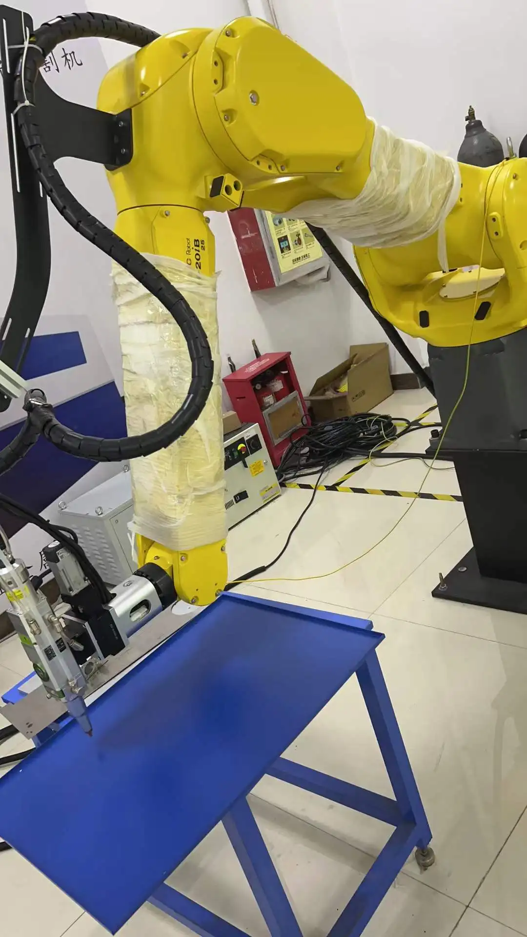 3d Robot Fiber   Cutting Machine 1kw 1.5kw 2kw 3kw