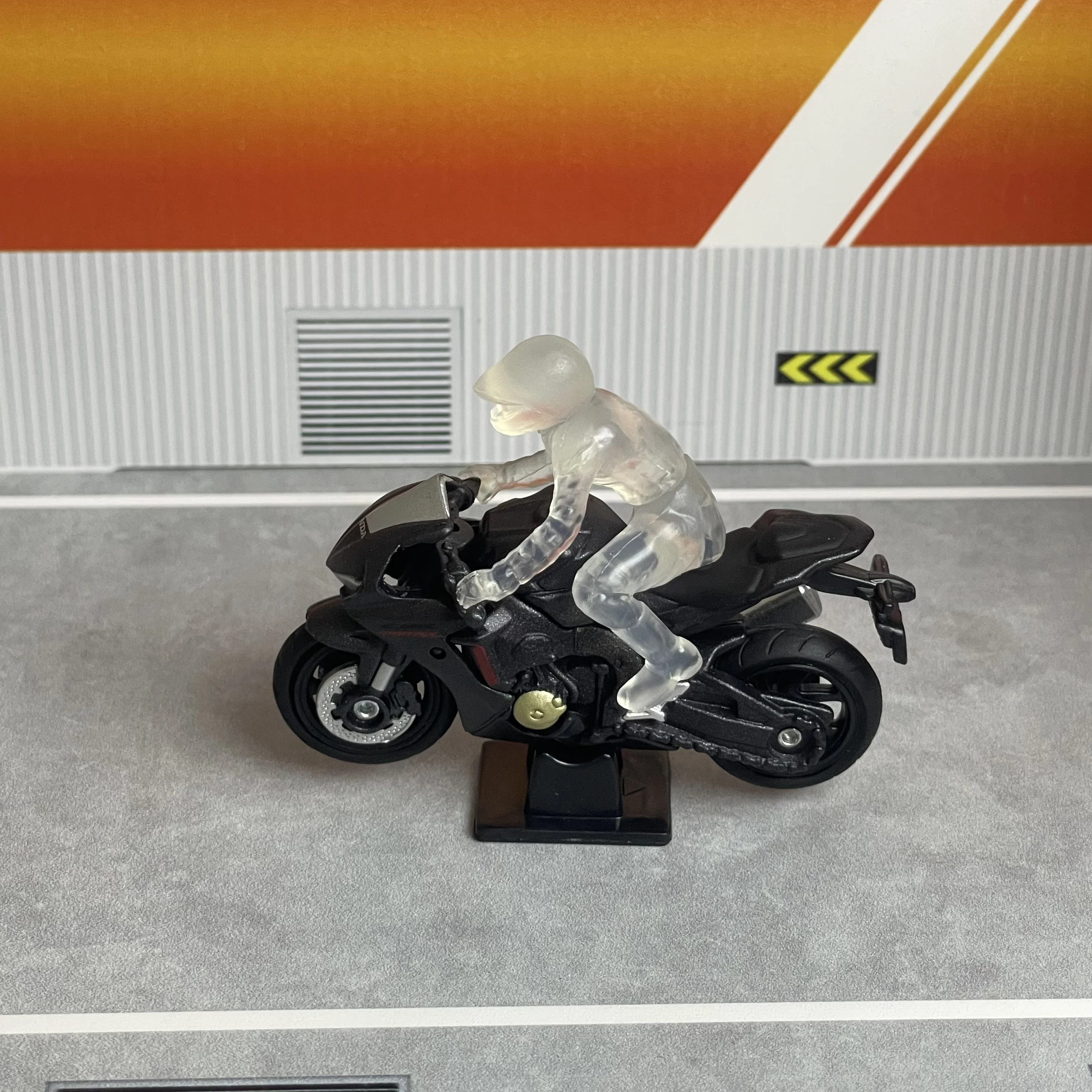 Takara Tomy Tomica 04 Honda CBR 1000RR Motorcycle Toy Limited