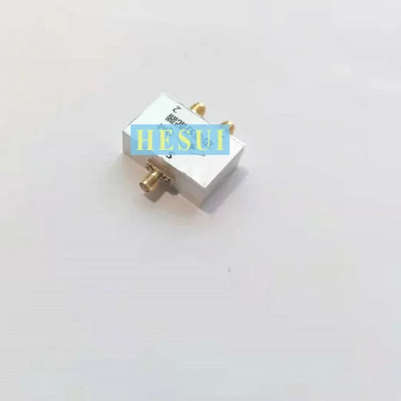 2.4G RF power divider WiFi power divider combiner 2100-2500M  signal divider