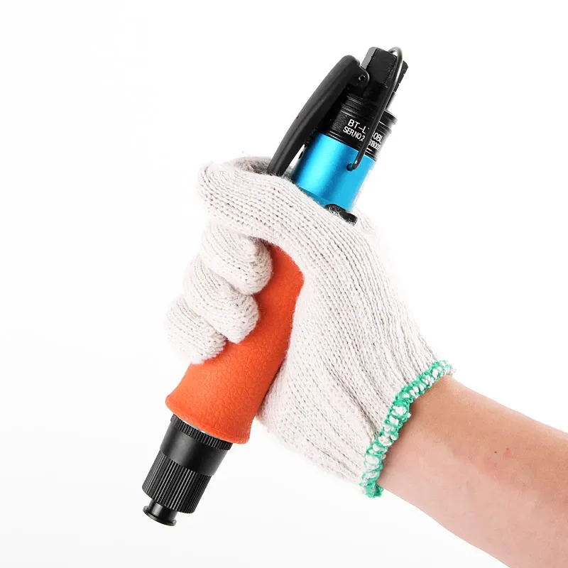 Semi-automatic clutch-type pneumatic screwdriver with adjustable torque