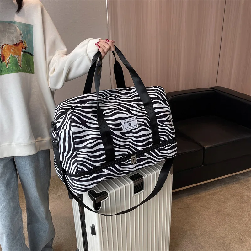 Animal Pattern Large Capacity Travel Storage Bag Fashion Shoulder Bag Waterproof Fitness Dry Wet Separation Duffle Bag Weekend