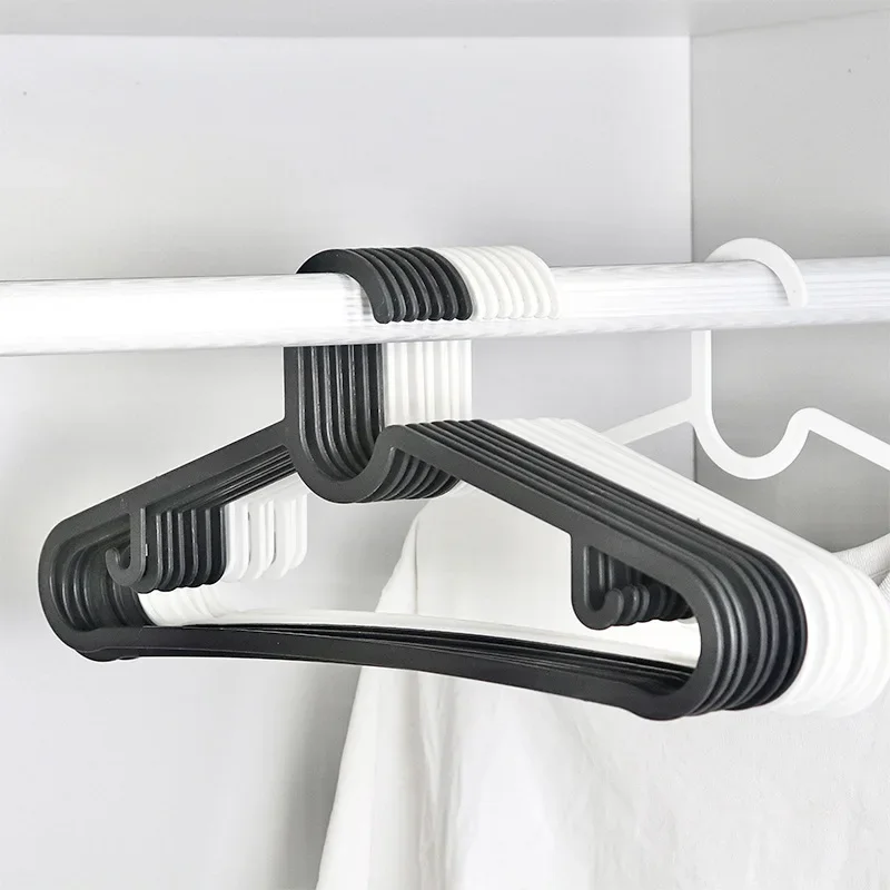 10pcs Black and White Clothes Hangers, Bold Non-slip, Traceless Hotel Clothing Store Hangers, Dormitory Home Clothes Hangers