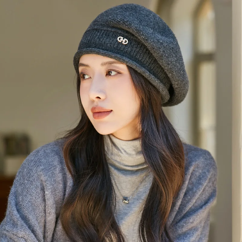 Large-sized , solid color, versatile knitted hat for autumn and winter, women's warm wool beret