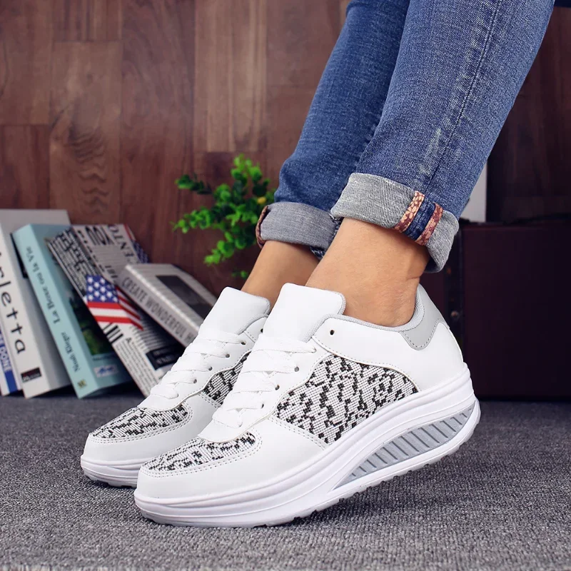 Fashion Plus Size 43 Swing Platform Shoes for Women\'s Lace-up Wedge Sneakers Breathable Mesh Casual Running Shoes Zapatos Mujer