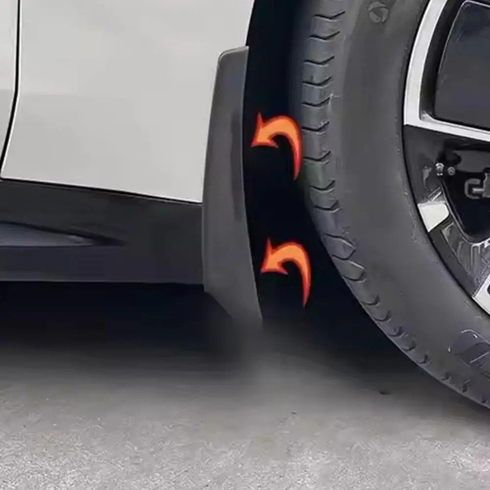 

for SUZUKI Ignis Car Mudguards Wheel Eyebrow Skin proof Soil Scraper O2E1