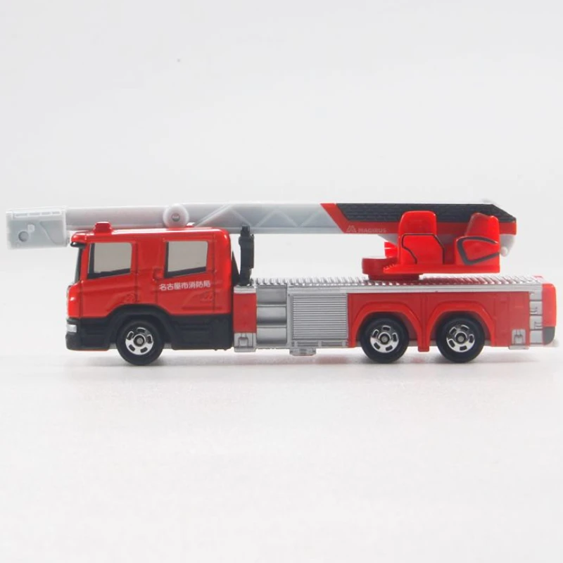 TAKARA TOMY Tomica No.145 Nagoya City Fire Bureau лестница грузовик двигатель масштаб 1/90 Тип 160908 литые фотообои для мальчиков