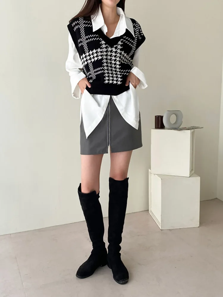 EVNISI Sweater Vest Women Japan Preppy Style Knitted V-Neck Sweater Vest Female Sleeveless Tanks For Autumn Winter